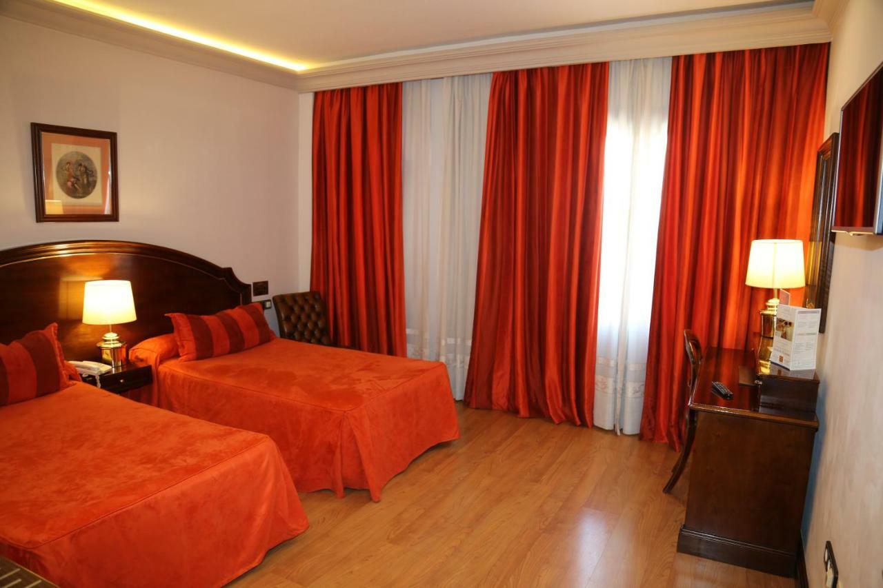 Princesa Ana Granada Exterior foto